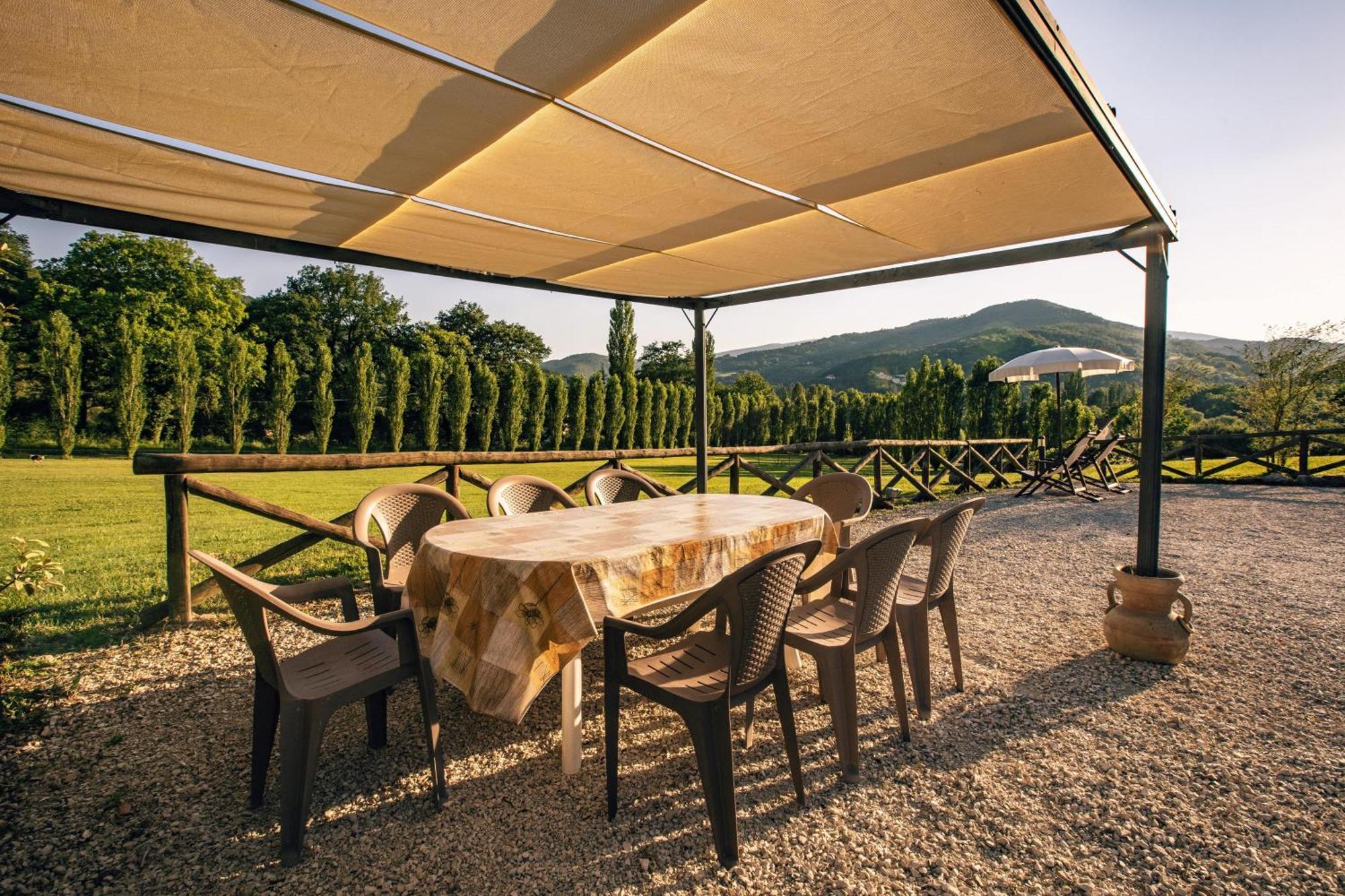 Cerqua Rosara Residence Valtopina Rum bild